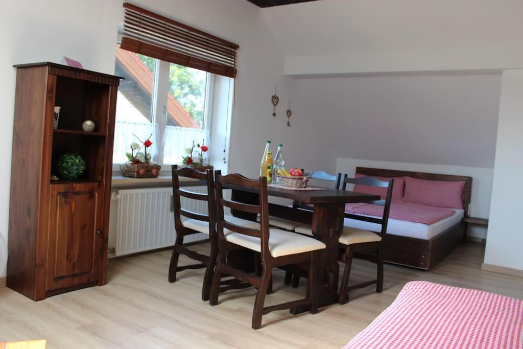 Ferienwohnung Weber Alpenveilchen เลคบรูค ภายนอก รูปภาพ